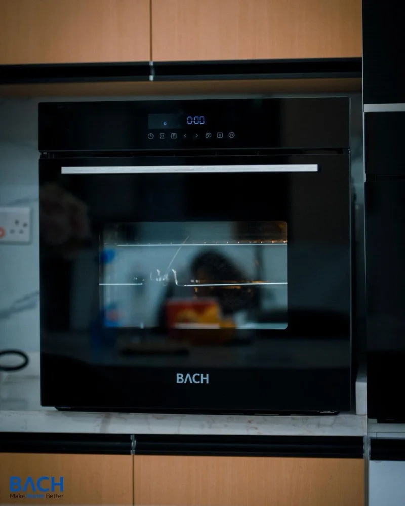 BACH Oven with Air Fry Function